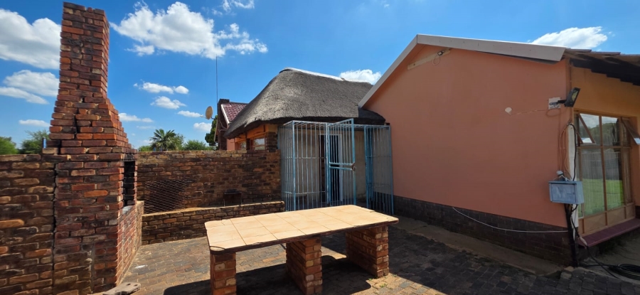 4 Bedroom Property for Sale in Meiringspark North West